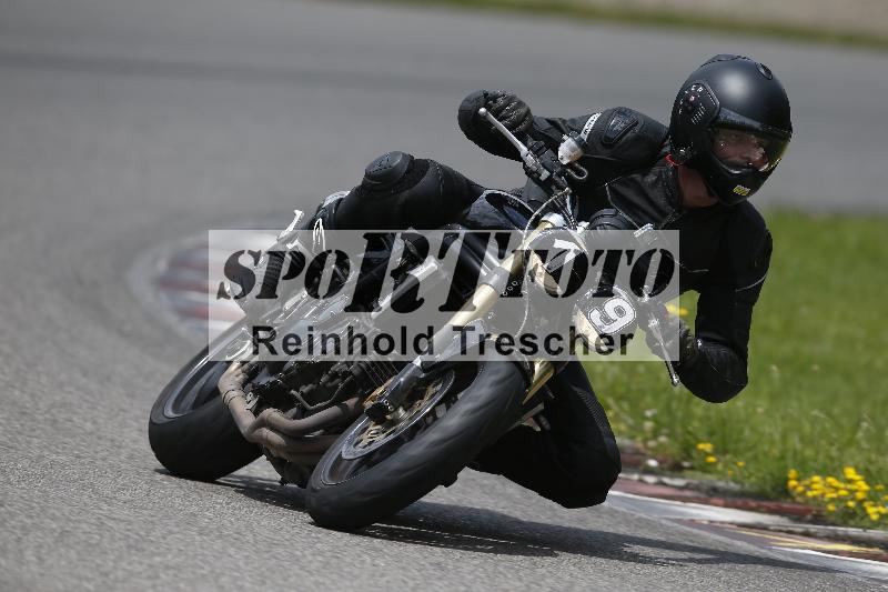 /Archiv-2024/29 12.06.2024 MOTO.CH Track Day ADR/Gruppe gelb/19